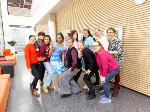 Onni kotisiivouksen valmistujaispotretti